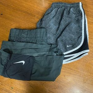 2 Nike shorts size XL